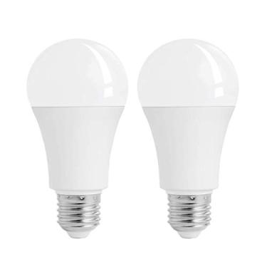 Imagem de Lâmpadas com Sensor de Movimento, 7W (equivalente a 60 Watts) E26 Motion Activated Crepúsculo ao Amanhecer Lâmpada de Segurança Exterior/Interna para Porta da Porta Porta Porta Garagem Cave Corredor Armário (Branco Frio 2 Embalagens)