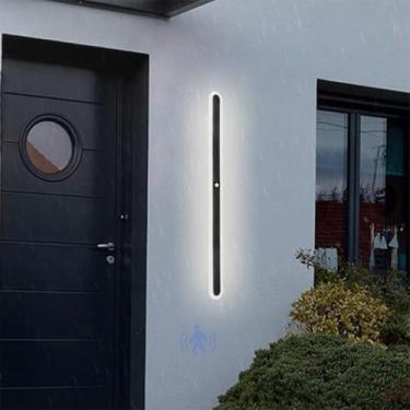 Imagem de Lâmpada de parede longa LED externa IP65 à prova d'água com sensor de movimento acrílico arandela de parede interna/externa para Proch Varanda Villa Garagem Pátio 3000K/4000K/6500K Preto (C luz branca