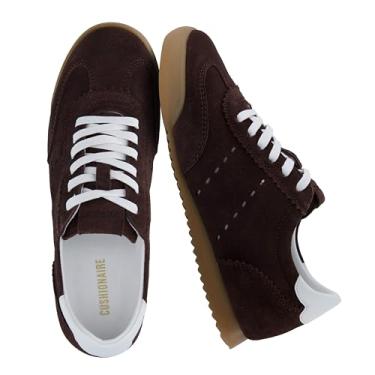 Imagem de CUSHIONAIRE Tick Tock Tênis feminino casual com cadarço | Tênis de caminhada inspirado em retrô com sola de borracha e suporte de arco acolchoado | Tênis leve de cano baixo para uso diário, Marrom, 40