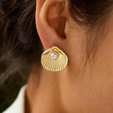 Imagem de Brincos dourados de concha do mar, joias de praia chiques para férias de verão e resorts