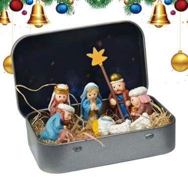 Imagem de Mini Presépio de Natal em uma caixa de lata, conjunto portátil de decoração de cena 3D com estatuetas de resina da Sagrada Família e Jesus, mini estatuetas religiosas de resina de Jesus da