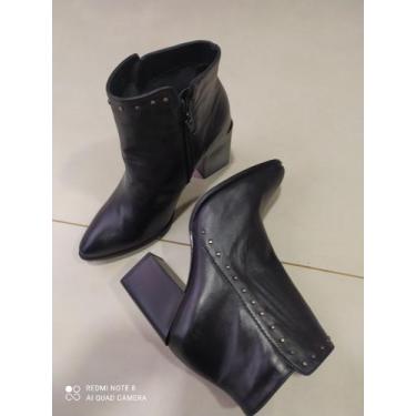 Imagem de Bota couro liso de tachinha - Sapachique, Preto