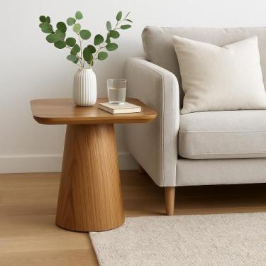 Imagem de Mesa de Canto em Madeira Clara  Minimalismo e Versatilidade Decorativa