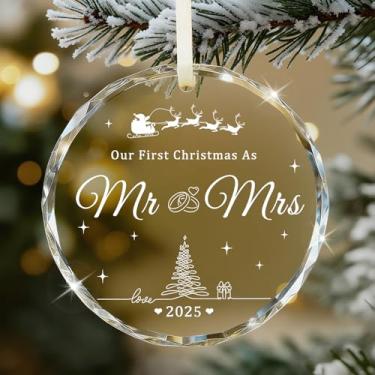 Imagem de Emibele Enfeite de casamento de primeiro Natal 2025, presentes de casamento de vidro de cristal para casais, recém-casados, presentes de chá de panela, nosso primeiro Natal como ornamentos de senhor e