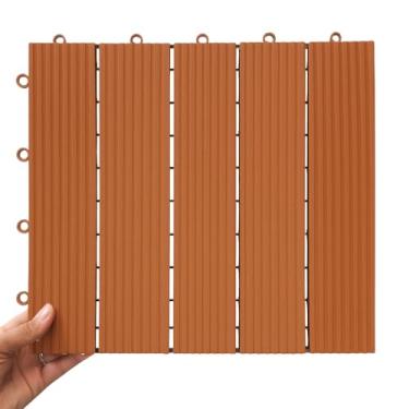 Imagem de KIT 5 Deck Modular Plástico 30x30cm x 2cm Altura Piso Encaixe Rápido Antiderrapante Drenante para Piscina Jardim Varanda Banheiro (CEDRO)