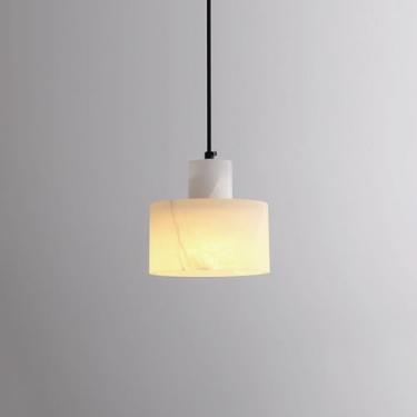 Imagem de YQSLQZZ Mini luminária pendente pequena de mármore, luminária decorativa de cabeceira de quarto, luminária de teto suspensa para sala de jantar, luminária de teto para corredor, luz E27*1, altura