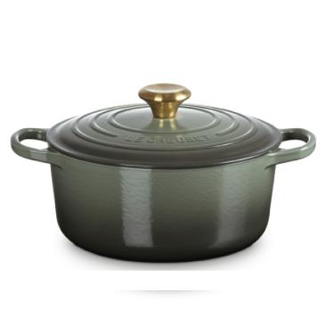 Imagem de PANELA REDONDA LE CREUSET 24CM SIGNATURE FERRO FUNDIDO THYME PEGADOR DOURADO 21177241734441