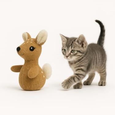 Imagem de Urso de pelúcia para gatos - Brinquedo de gato de poliéster macio para mastigar e brincar, urso de pelúcia fofo com laço para pendurar