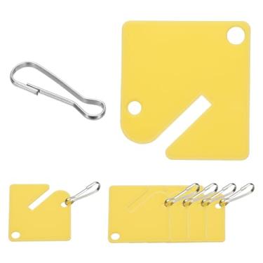 Imagem de PATIKIL 100 etiquetas de chave, etiquetas de plástico para pendurar de 3,8 cm, quadradas, em branco, graváveis, duráveis com ganchos de pressão de metal para caixas de armário, identificadores