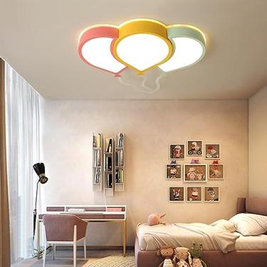 Imagem de Luminária de teto infantil criativa em formato de balão, 36W, moderna e dimerizável com controle remoto, ideal para quarto de meninos e meninas. Perfeita para sala de estar e jantar.