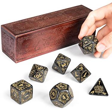Imagem de Wiz Dice Titan Dice - Polyhedral Large Dice Set for Tabletop RPG Adventure Games with a Wooden Dice Box - DND Jumbo Dice Set, Suitable for Dungeons and Dragons Dungeon Master
