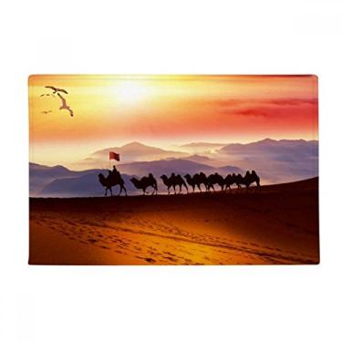 Imagem de DIYthinker Flag Journey Tapete de seda, camelo, deserto, tapete antiderrapante para porta de banheiro