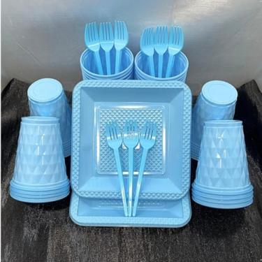 Imagem de Conjunto de luxo descartável para festas de aniversário com 260 peças Pratos quadrados de plástico colorido com efeito perolado Cores doces (Azul Candy)