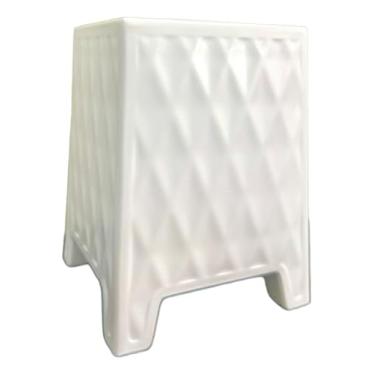 Imagem de Banqueta Daniela Seat Garden Puff Decoração Branca com 37x27x24.5 cm
