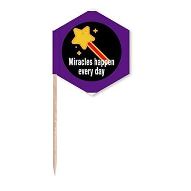 Imagem de Bandeiras de palitos de dente Miracles Happen Every Day, palitos de cupcake, festa comemoração