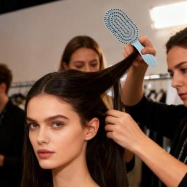 Imagem de 1 pente de massagem curvo, pente de estilo de cano alto, adequado para o estilo diário de cabelos emaranhados. (azul)