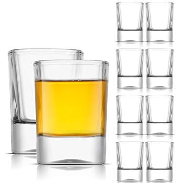Imagem de JoyJolt Conjunto de 10 copos de shot de vidro - City 59 ml copos quadrados de base pesada, perfeitos para expresso, tequila, aperitivo, licor de limoncello