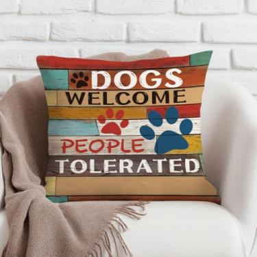 Imagem de Capas de almofada Funny Dogs Welcome People Tolerated 45,7 x 45,7 cm, decoração de fronha com tema de cachorro para sofá cama, presentes para inauguração de casa, presentes para amantes de cães