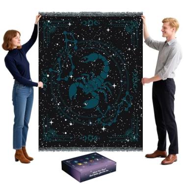 Imagem de ZYXFYY Cobertor Astrologia Presentes de Aniversário para Mulheres Meninas Coleção Chenille Tecido Capa Hippie Decoração de Quarto Constelação Celestial Bruxa para Cama 129,5-149,9 cm (Escorpião)