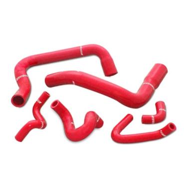 Imagem de Mishimoto Kit de mangueira de radiador de silicone MMHOSE-MUS-86RD compatível com Ford Mustang GT Cobra 1986-1993 Vermelho