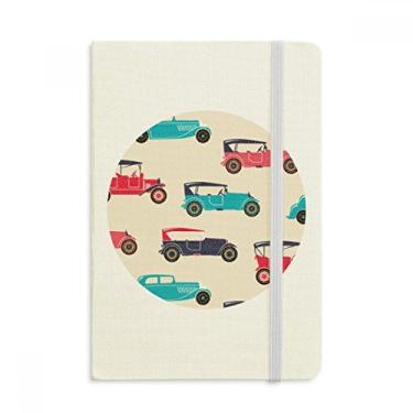 Imagem de Caderno clássico colorido com estampa de desenho de carros, capa dura em tecido oficial