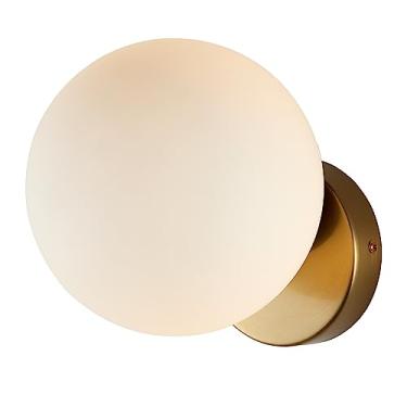 Imagem de BOKT Arandela de parede moderna grande globo luz de parede de latão dourado de meados do século luminária de parede de vidro branco fosco arandela de parede vintage banheiro lâmpada de parede quarto