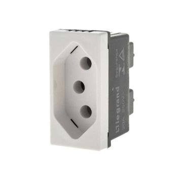 Imagem de Tomada 2p+T 20A Branca Pial Plus+ 615060BC