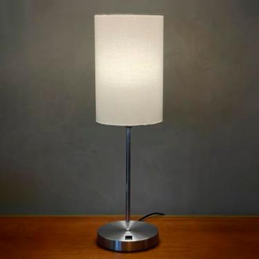 Imagem de Abajur Luminária de Mesa Clássico Redondo Escovado Com Interruptor e Cúpula de Algodão Branca Decoração Iluminação Casa, Sala, Escritorio, Quarto