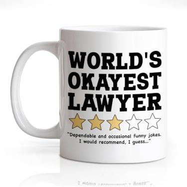 Imagem de DYJYBMY Caneca World'S Okayest Lawyer, caneca de café divertida para advogados, presentes para escritórios de advocacia, juízes, chefes, colegas, presentes Bithday para estudantes de direito paralegal