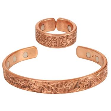 Imagem de INDTRESOR Pulseira magnética de cobre forjada à mão com padrão sólido e de alto calibre de pétalas gravadas, elegância minimalista, pulseira de cobre puro e anel combinando em tom natural.