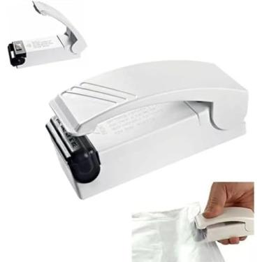 Imagem de Mini Seladora Portátil Para Sacos Plásticos Lacra Embalagens de Alimentos fácil funciona com pilhas alcalinas
