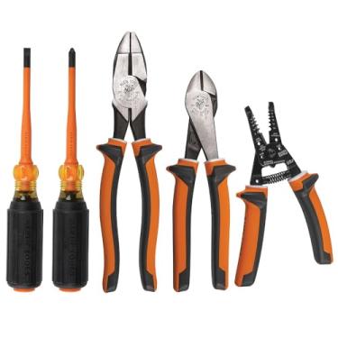 Imagem de Klein Tools Conjunto de ferramentas de chave de fenda isolada 94130 1000 V com pontas Phillips número 2 e ponta fina de 0,6 cm, 2 alicates e descascador de fios