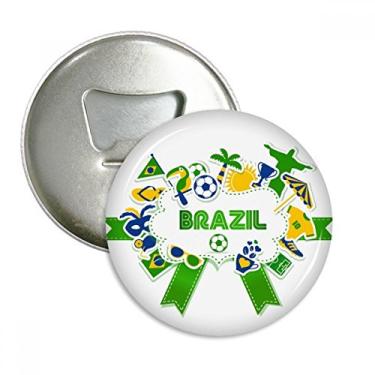 Imagem de Abridor de garrafas cultural de futebol brasileiro com ímã de geladeira emblema multifuncional