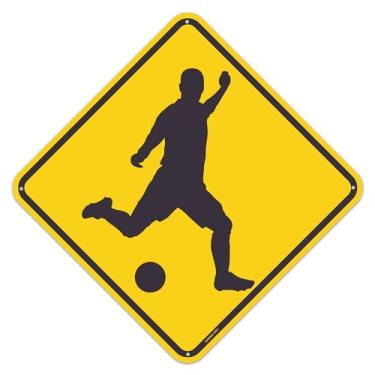 Imagem de Placa de metal para jogador de futebol Crossing placa de estrada, decoração exclusiva para amantes de futebol, decoração de parede engraçada para casa, quintal, homem, caverna, sala de jogos, 30 x 30