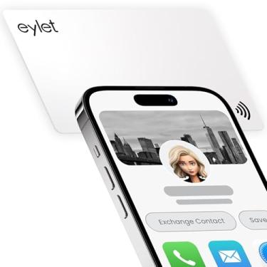 Imagem de Cartão de visita digital da eylet, sem inscrição, toque para compartilhar. Cartão branco habilitado para NFC com código QR.