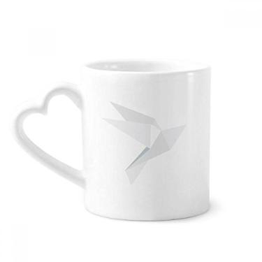 Imagem de Caneca com estampa abstrata de origami branco com estampa de pombo café cerâmica copo de coração de vidro