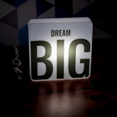 Imagem de Luminária Slim Box Sonhe Grande, Luz Indireta, USB, Polietileno, 23x23x9cm, Decorativa, Parede ou Bancada