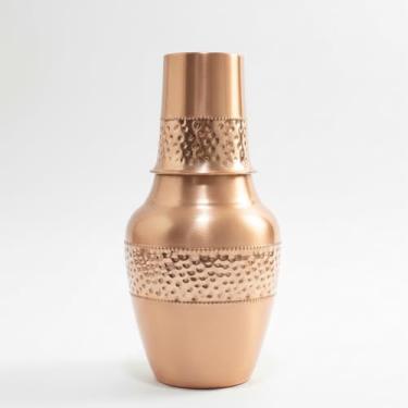 Imagem de Jarro de cobre puro feito à mão com tampa de vidro de cobre 1,5 g, copo de água martelado de pescoço longo para benefícios de saúde ayurvédica