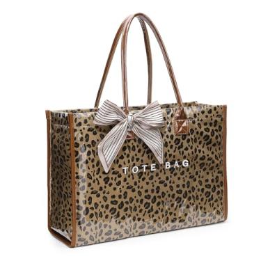 Imagem de Lushandy Bolsa de PVC para mulheres, bolsa grande de plástico para trabalho, papel kraft, impressão de letras, bolsa de ombro para carregar todas as bolsas Hobo