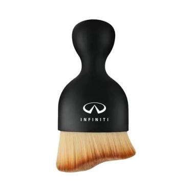 Imagem de Escova De Limpeza E Toalha De Camurça Infiniti: Acessório Premium Para