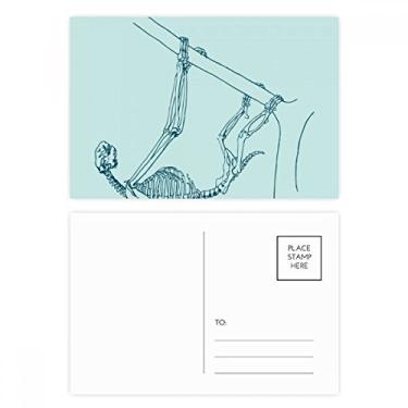 Imagem de Cartão postal com desenho de bicho-preguiça esqueleto e cartão de felicitações de aniversário