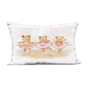 Imagem de Stupell Industries Almofada estampada ao ar livre com estampa trio de ursinhos de pelúcia de balé, design por Amy Hall