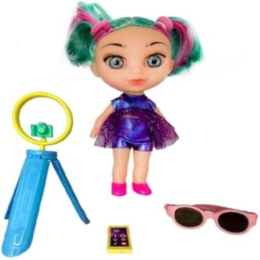 Imagem de Boneca, rosto de menina, acessorios de moda, roupa estilosa, brincar, diversao, crianca, e perfeita, animada