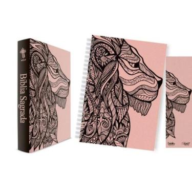 Imagem de Kit Leão Rosa - Bíblia Capa Dura NTLH + Caderno + Marca Página - BOOK7