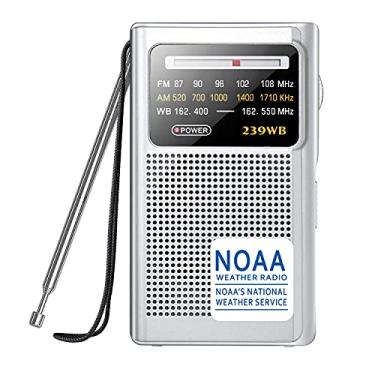 Imagem de Greadio Rádio meteorológico NOAA, rádio portátil operado por bateria AM/FM com melhor recepção, conector de fone de ouvido estéreo, alimentado por 2 pilhas AA para emergência, furacão, corrida, caminhada, casa (prata)