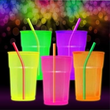 Imagem de Kit 100 Copos Neon 300ml com Canudos Mexedores Premium – Copos Coloridos para Festa Aniversário e Drinks (Sortido)