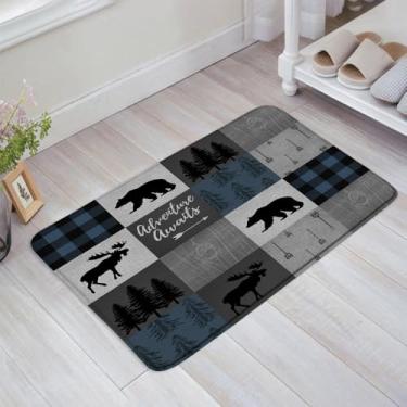 Imagem de YSSFAV Tapete de banho rústico para cabana urso veado alce acampamento cabana caça campo xadrez azul xadrez espuma de memória banheiro cozinha quarto sala de estar tapete macio, 45 x 75 cm