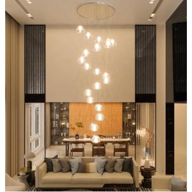 Imagem de Lustre moderno de 18 luzes para hall de entrada com pé direito alto, luminária de teto LED com cristais em formato de bolha, pendente ajustável para escada, corredor e saguão.