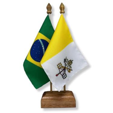 Imagem de Bandeira de Mesa Elegance Brasil e Vaticano, Dupla Face, 19x13cm, Base Madeira 30cm Altura, Tecido Oxford, Decorativa para Escritório e Eventos