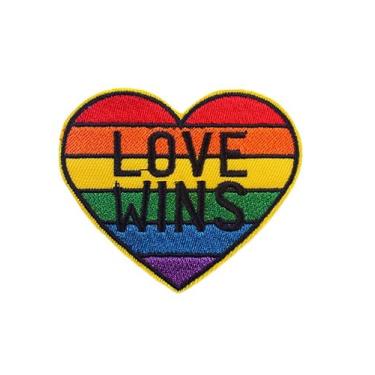 Imagem de Uijokdef 1 peça em forma de coração gay lésbica arco-íris cor ferro na costura patch jaqueta boné camiseta mochila (4)